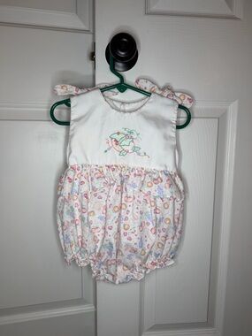 Petit Ami Baby Girl Sleeveless Romper One Piece Outfit Size 12 Months